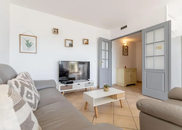 Appartement Standing Marseille 2 Chambres 6 Pers Clim Parking Jo